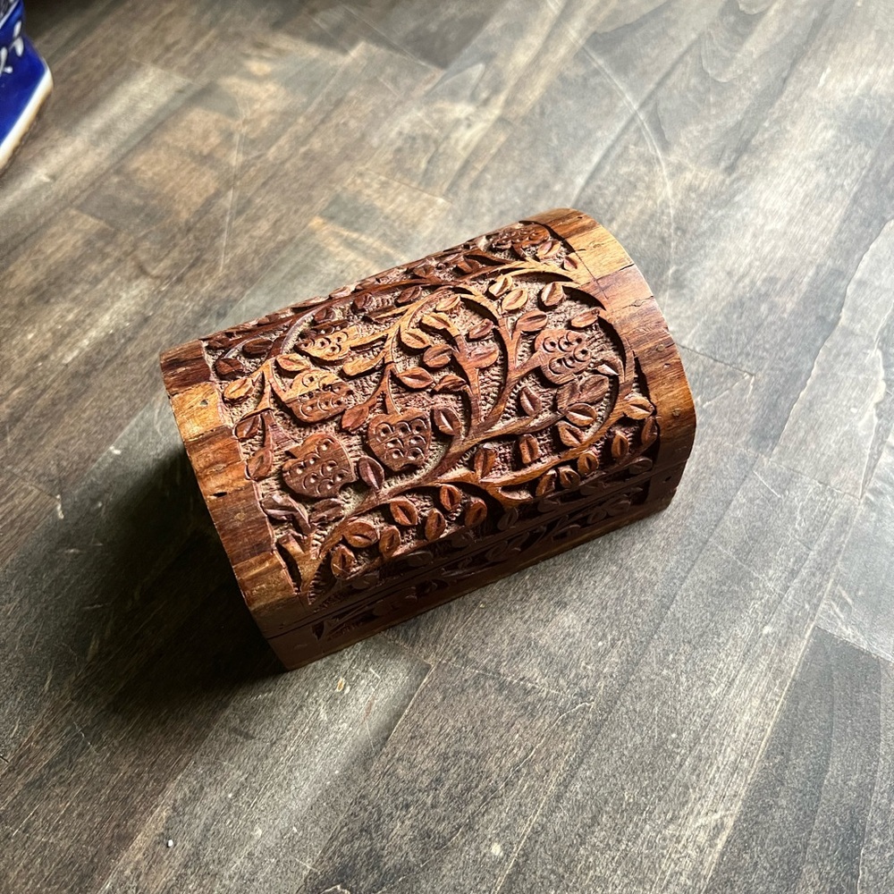 Small wood engraved jewelry box
